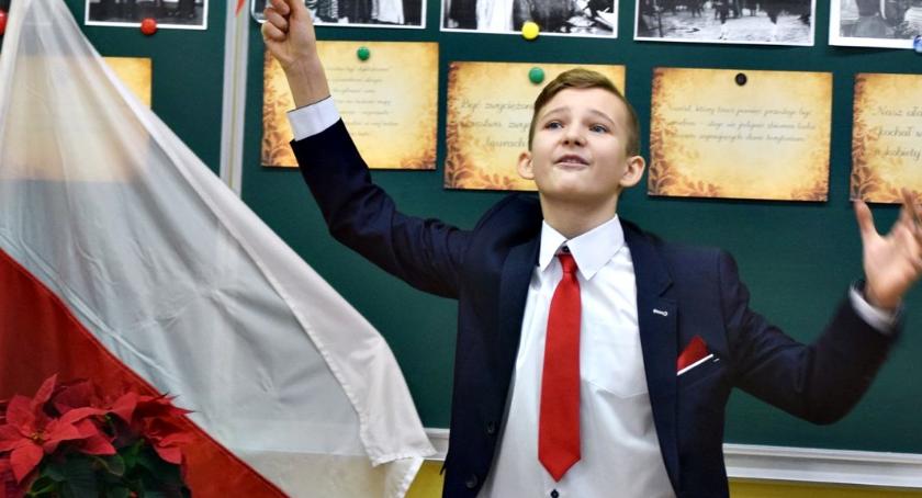 Recytowali patriotycznie