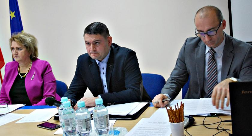 Budżet gminy Dzierzążnia uchwalony