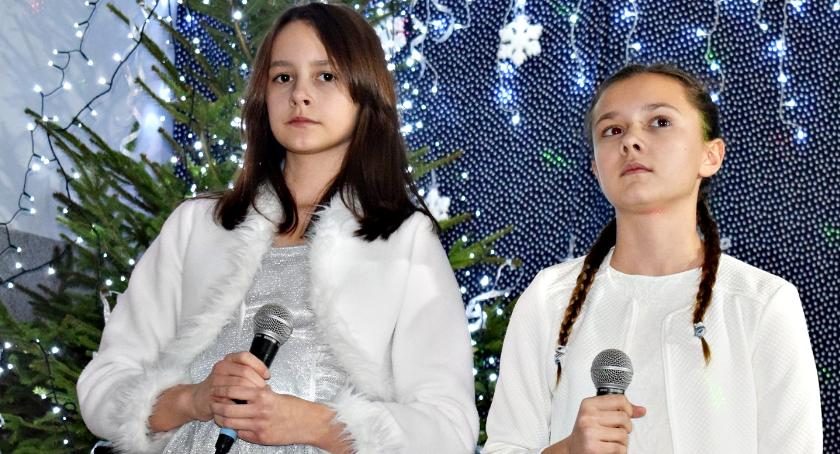 Jasełka stowarzyszenia Cempkowiacy - „Unoszę wzrok, modlitwa z serca płynie” 