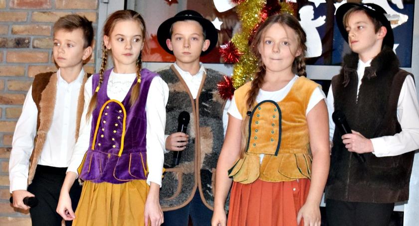 Jasełka w szkole Żywioły - „A wczora z wieczora”