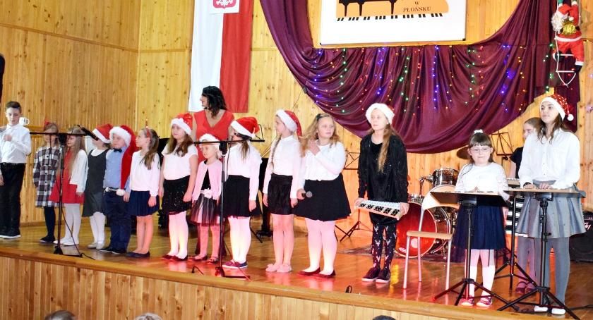 Koncert świąteczny w Szkole Muzycznej - „Stała pod śniegiem”