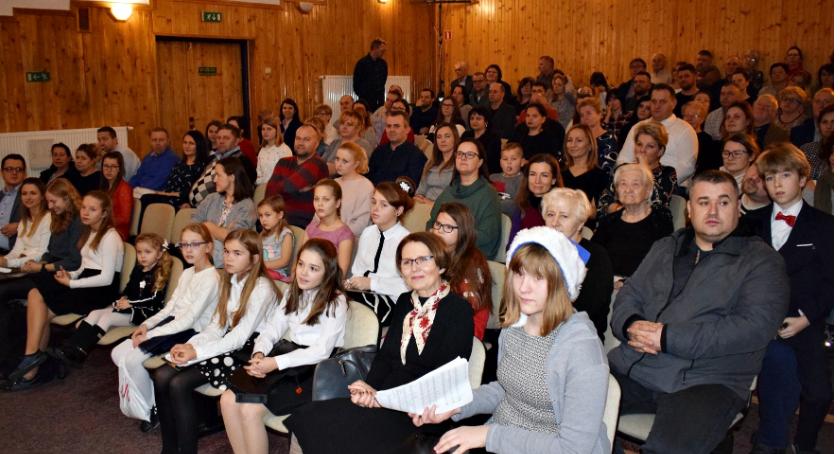 Koncert świąteczny w Szkole Muzycznej - „Wśród nocnej ciszy”