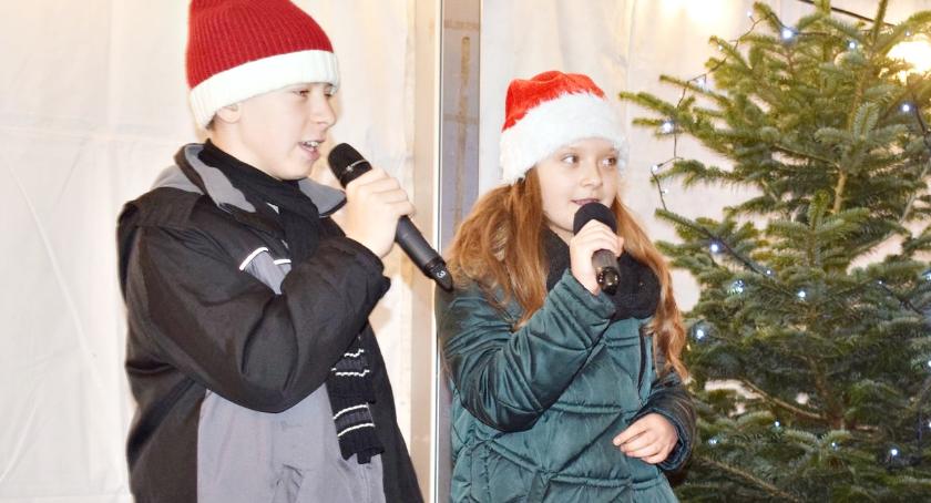 Wigilia miejska w płońskim rynku - „Merry Christmas everyone”