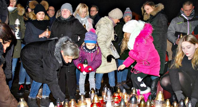 Kilkaset osób w marszu przeciw przemocy i nienawiści