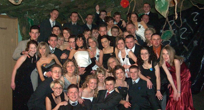 Serial studniówkowy roku 2004 - LO Płońsk