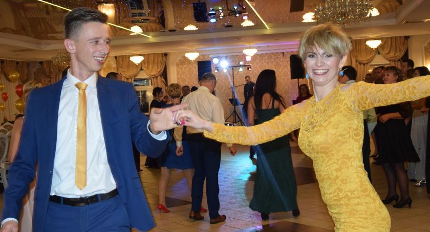 Niech żyje bal - studniówka ZS Czerwińsk jak w siódmym niebie
