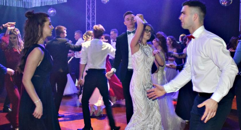 Studniówkowa wideoteka - LO Płońsk - zabawa na całego z naszym MIG-iem