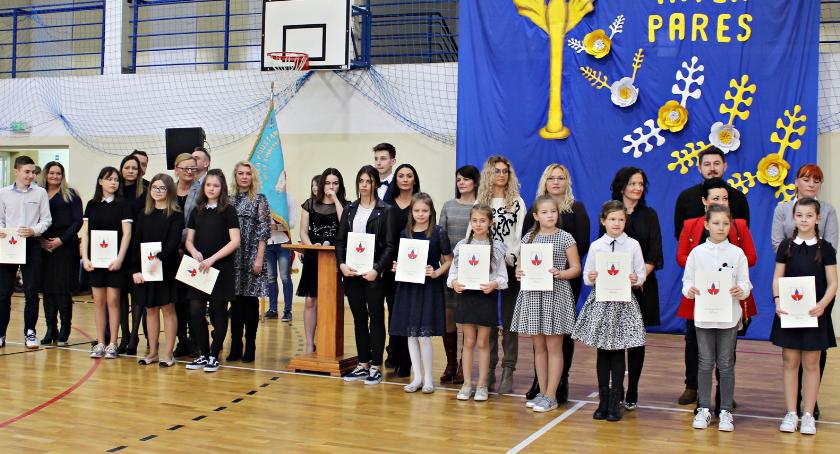 Najlepsi stypendiami nagrodzeni