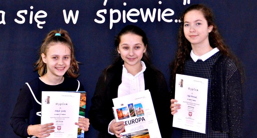 Wyrecytowała sukces