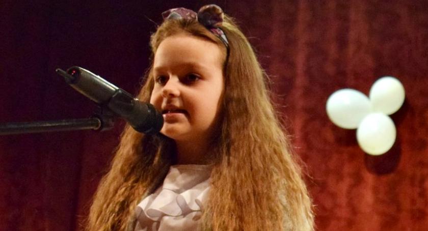 Dzień z wierszami - recytuje Magdalena Leszczyńska