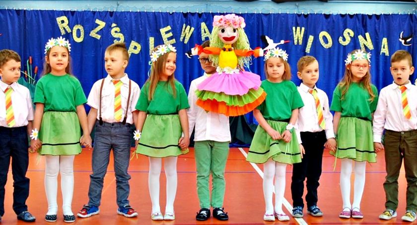 Wiosenna sobota z przedszkolakami - na scenie sochocińskie ŻABKI