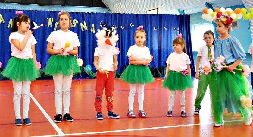 Wiosenna sobota z przedszkolakami - na scenie sochocińskie KONIKI POLNE