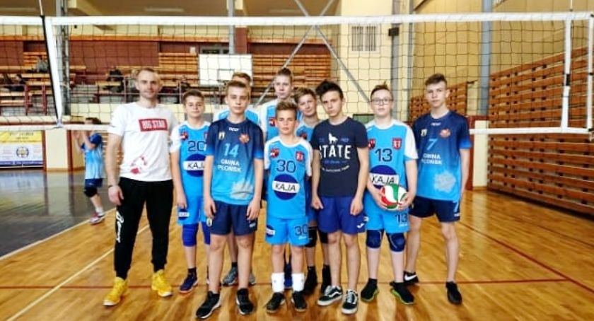 Sobota z siatkarskimi trójkami