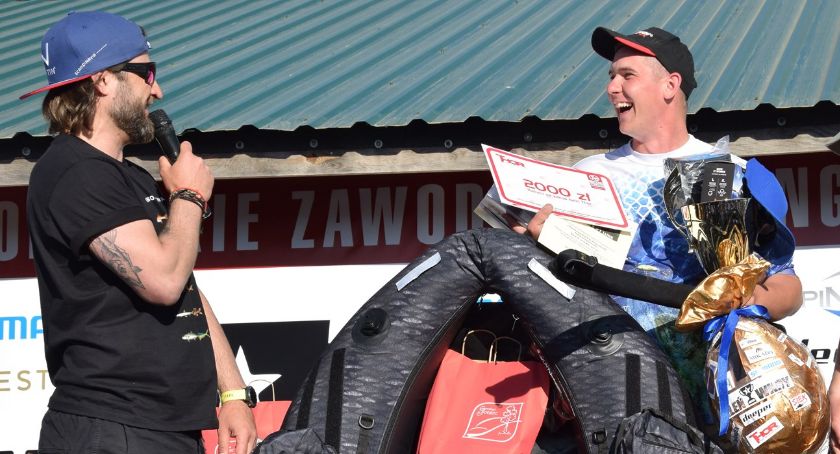 Przedświąteczne wędkowanie we Wkrze