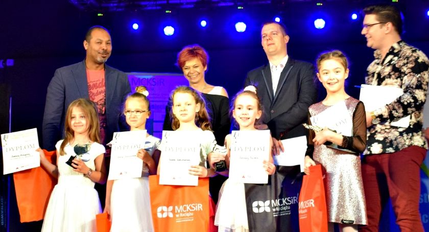 Piosenka jest dobra na wszystko - wysoki poziom przeglądu w Raciążu