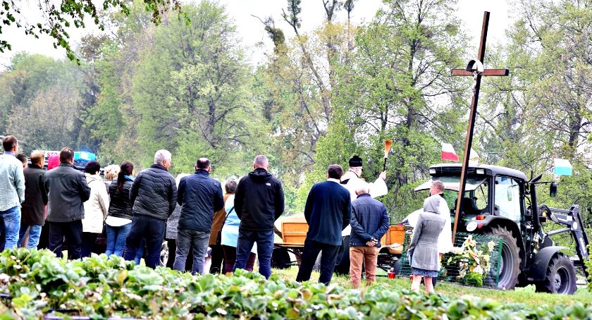 Święcenie pól w Grodźcu