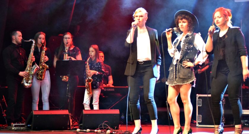 Show Nutki - „I feel good” z mocnymi głosami i saksofonami