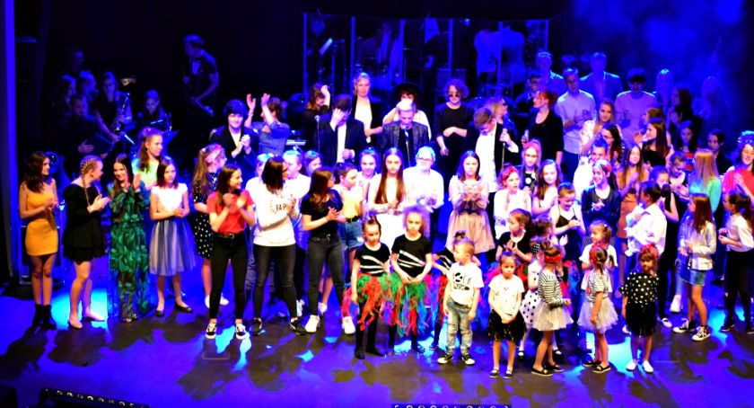 Show Nutki - „Everybody needs somebody” na finał