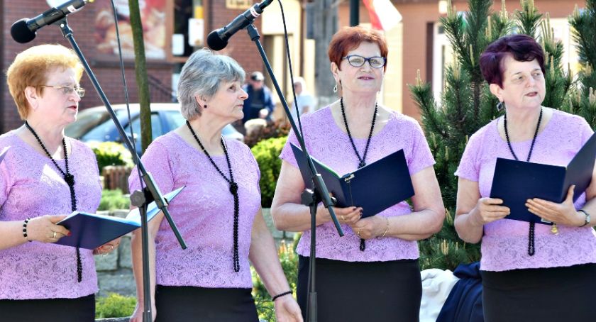 Rozśpiewana wiosna w Nowym Mieście - na scenie zespół „Warto Żyć”