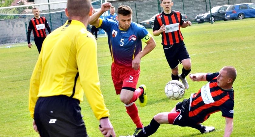 Sobotni raport ligowy - w B klasie Gumino goni Orlęta