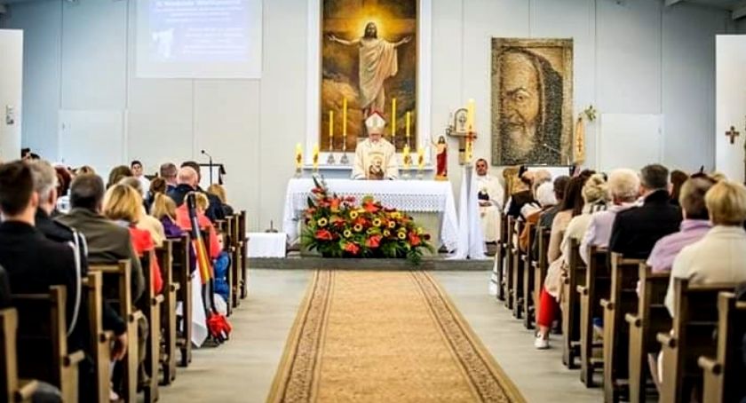 Kamień węgielny pod budowę kościoła