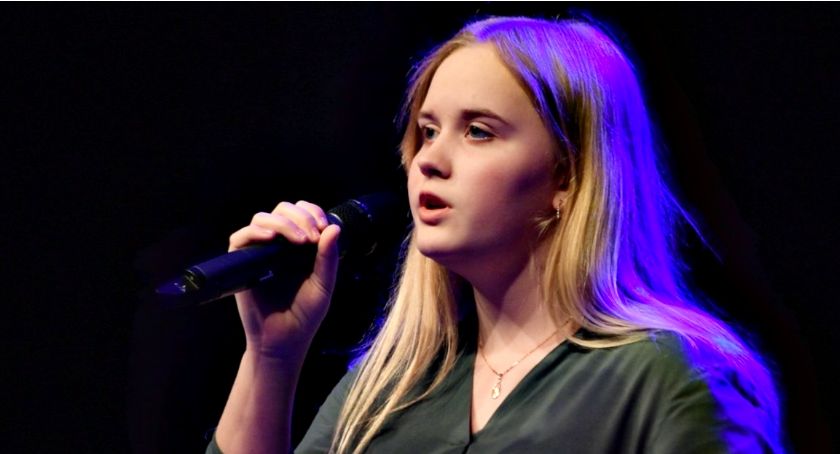 Zaśpiewali w obcych językach - na scenie Alicja Jabłońska