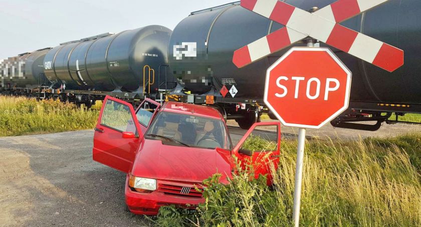 Kolizyjny weekend - policja apeluje do kierowców o ostrożność