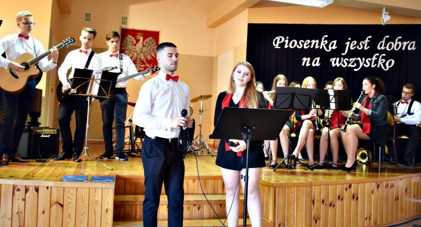 Koncertowo - na pożegnanie roku szkolnego - w ogólniaku