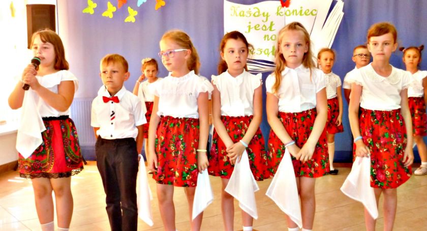 Każdy koniec jest nowym początkiem, czyli pożegnanie przedszkolaków w Baboszewie