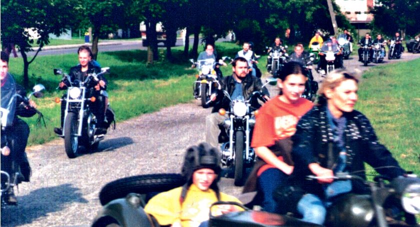 LATO Z RETRO - pierwszy płoński zlot motocyklistów z 2001 roku
