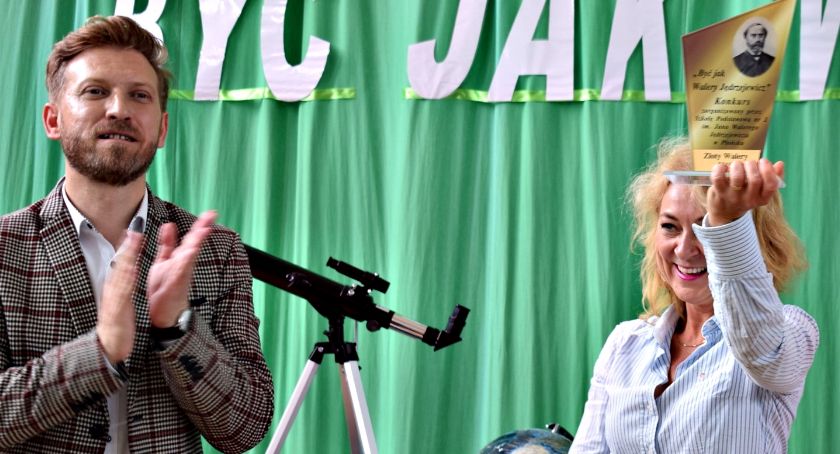 Zaskakująca zmiana dyrektora SP 2 Płońsk - Chyliński za Dzitowską