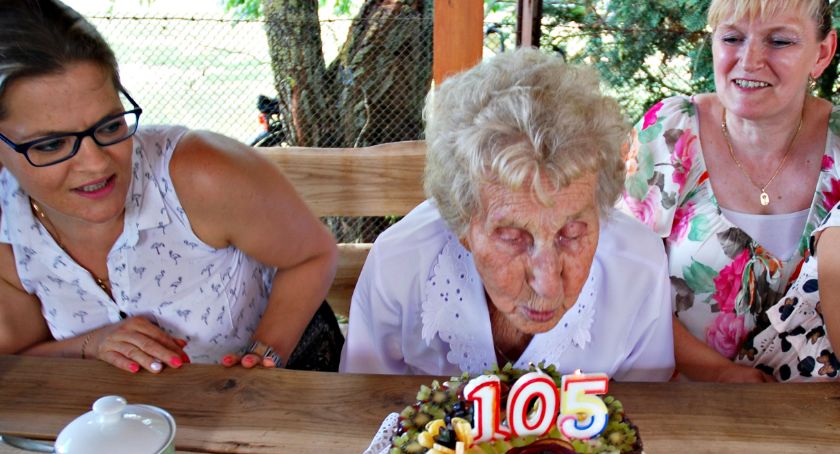 105 lat pani Bronisławy!