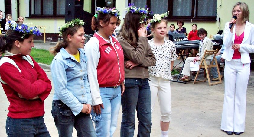 LATO Z RETRO - powitanie lata w Raciążu 2004 rok