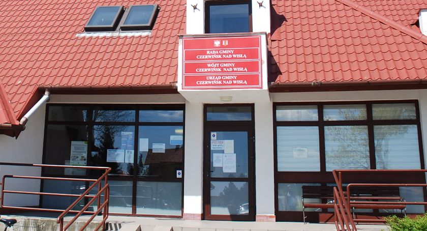 Wójt gminy Czerwińsk informuje o wywieszeniu wykazu nieruchomości przeznaczonych do dzierżawy