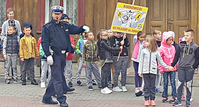 „Kierowco! Nie polujemy na zebrach”