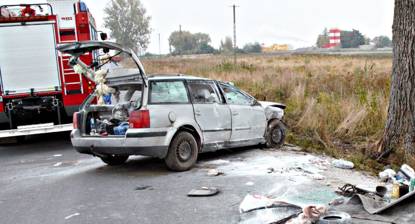Tragiczny wypadek w Dzierzążni - 49-latek zginął na miejscu