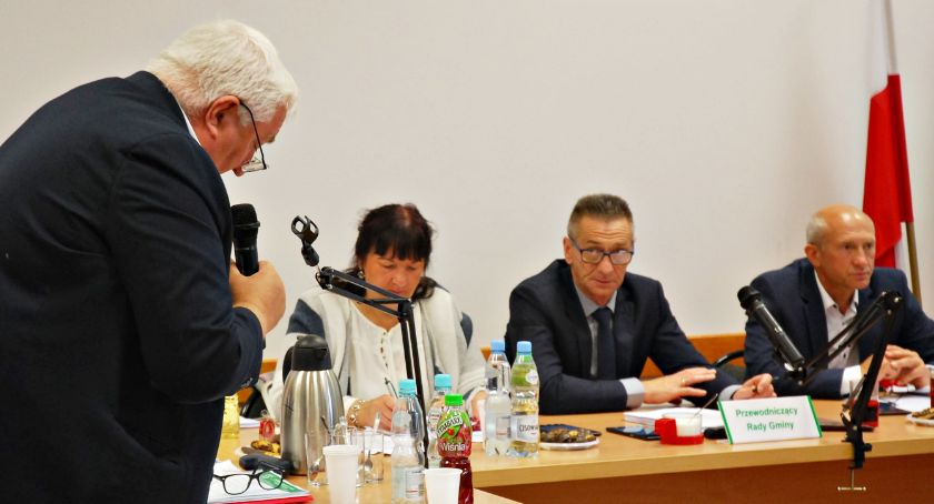 Kanalizacja i krajowe drogi - obradowali radni gminy Płońsk