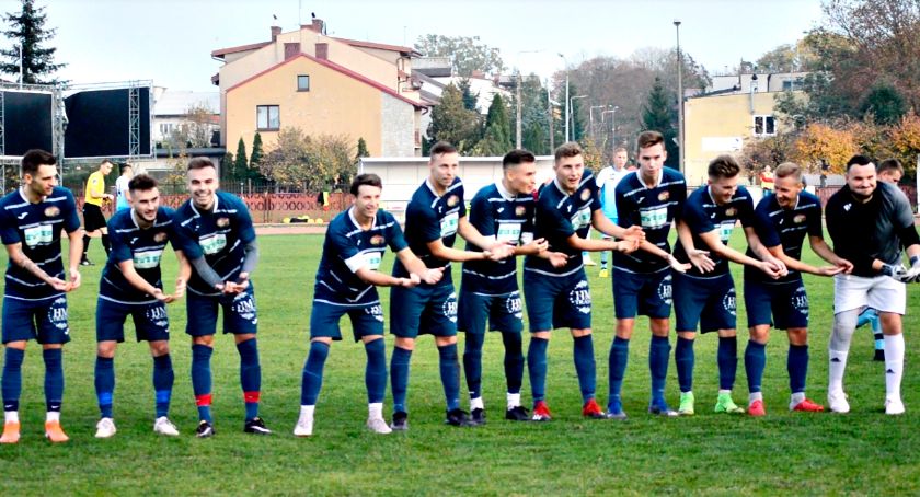Sobota bez wygranej w okręgówce - głównym wydarzeniem kołyska dla kapitana PAF