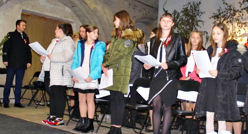 Koncertujemy niepodległościowo - śpiewowisko w czerwińskiej bazylice „Niepodległa, niepokorna”