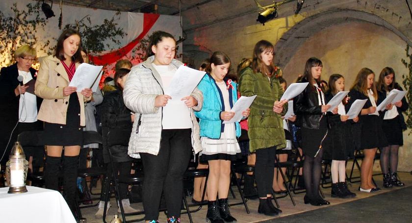 Koncertujemy niepodległościowo - śpiewowisko w czerwińskiej bazylice „Marsz, marsz Polonia”