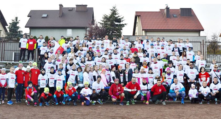 Od śpiewowiska po bieg, czyli kadry świętowania niepodległości