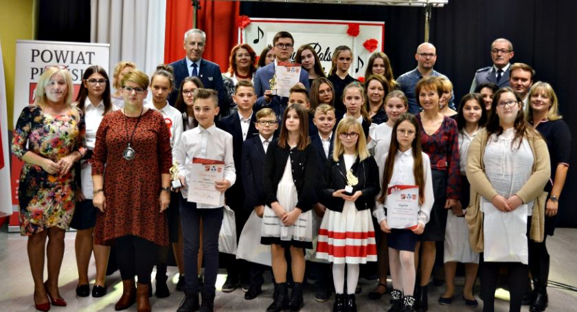 Konkursowe śpiewanie patriotyczne w Czerwińsku