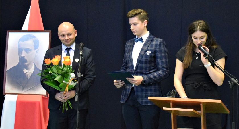 Sienkiewiczowsko w liceum na Płockiej