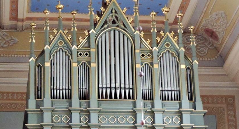 Trwa renowacja organów w Raciążu