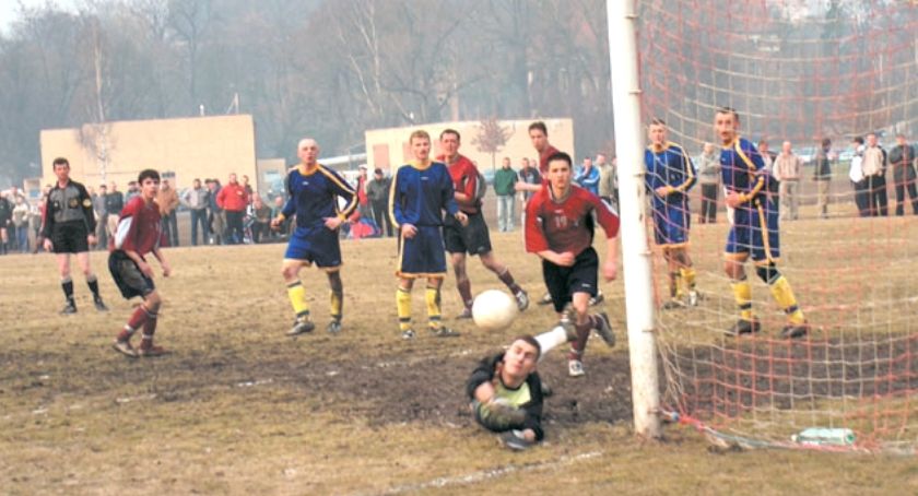 RetroPiłka - marzec 2003 - Tęcza Płońsk