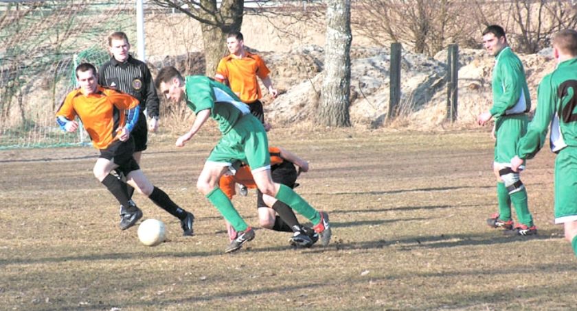 RetroPiłka - marzec 2003 - Sona Nowe Miasto