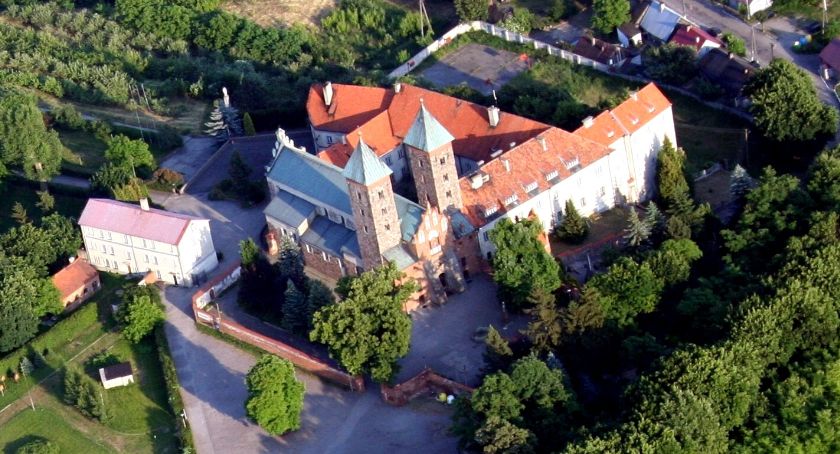 Świętowanie praw miejskich - uroczystości w czerwińskiej bazylice 19 stycznia