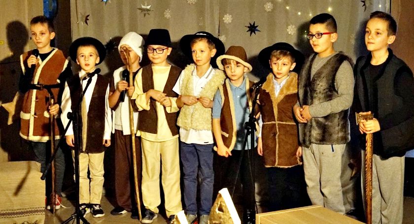Jasełka w szkole „Żywioły” - „Przybieżeli do Betlejem”