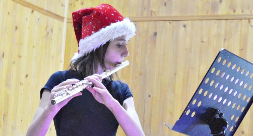 Koncert w Szkole Muzycznej - „Gdy śliczna panna” na flet poprzeczny