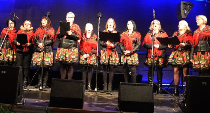 Wigilia miejska w Raciążu - „Pójdźmy wszyscy do stajenki”